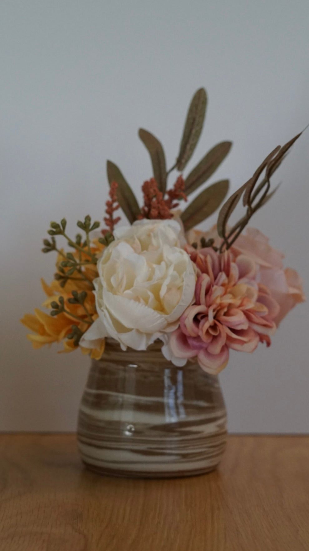 Marbled Curvy Vase